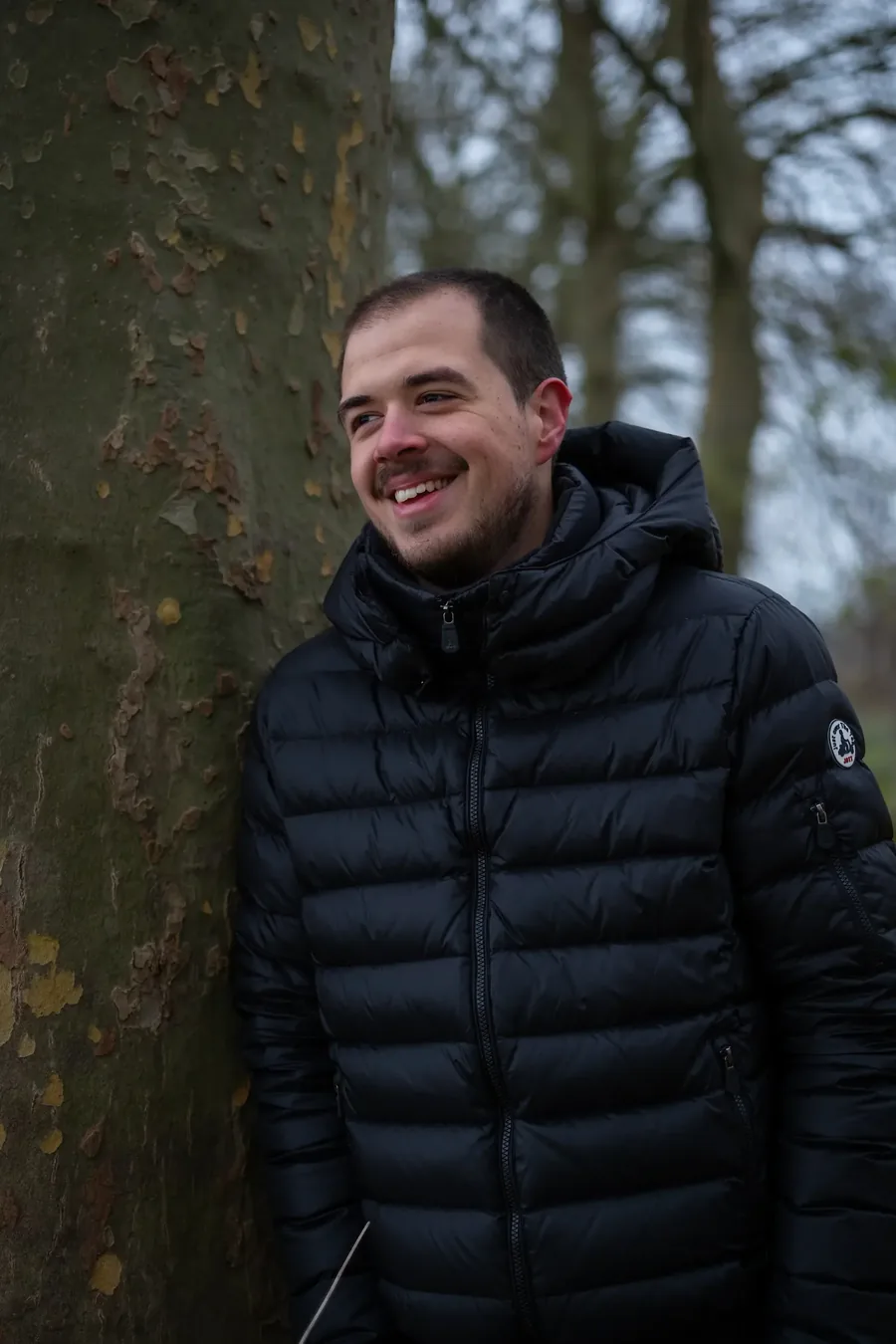 Emilien Simon, fondateur de WebHopper, en extérieur